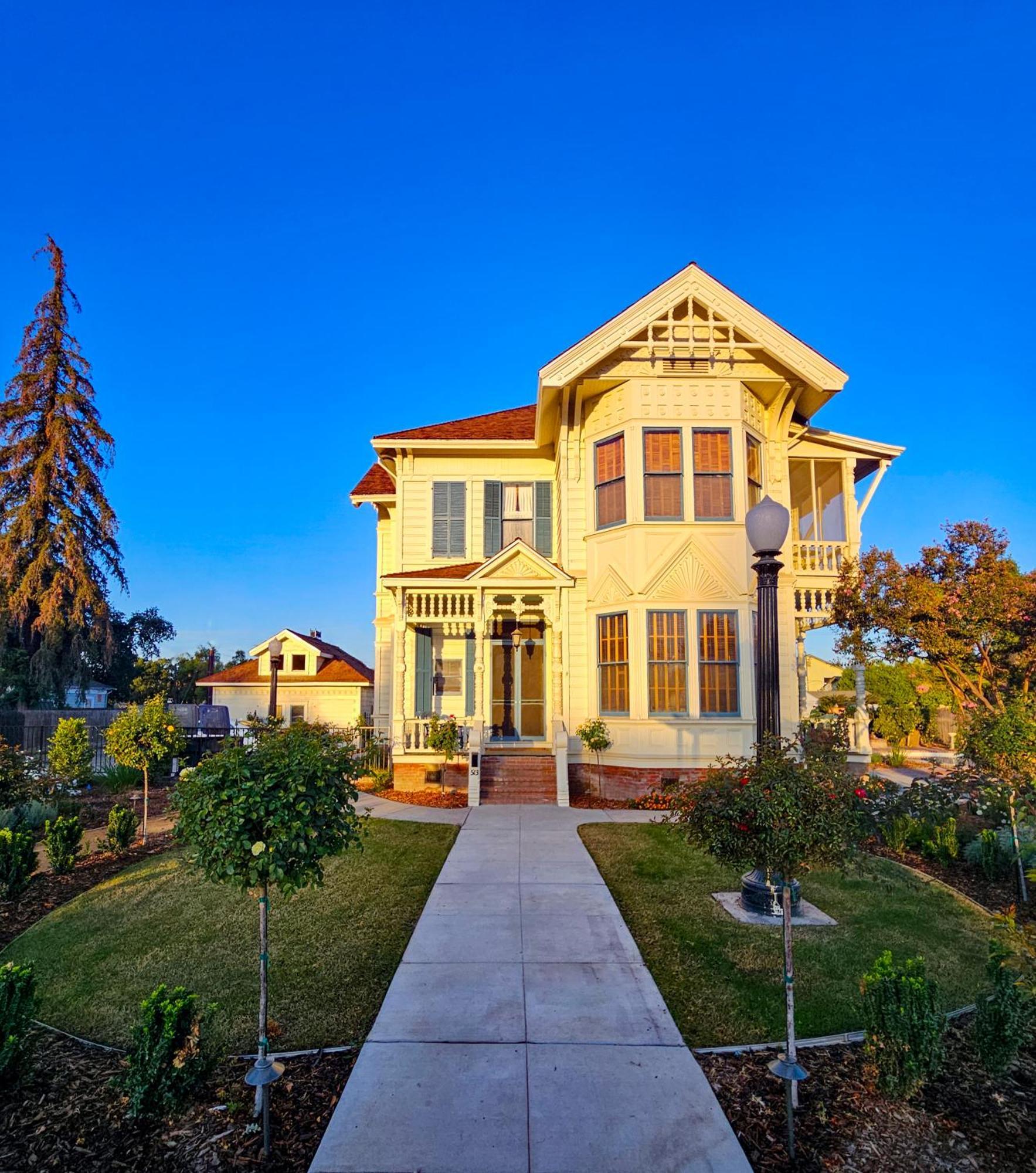 The Jd Hyde Historic Inn Visalia Exteriér fotografie